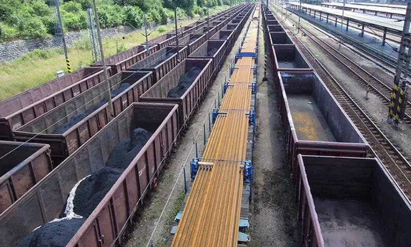 Train Freight Carts on Railweight rail wagon weighbridges